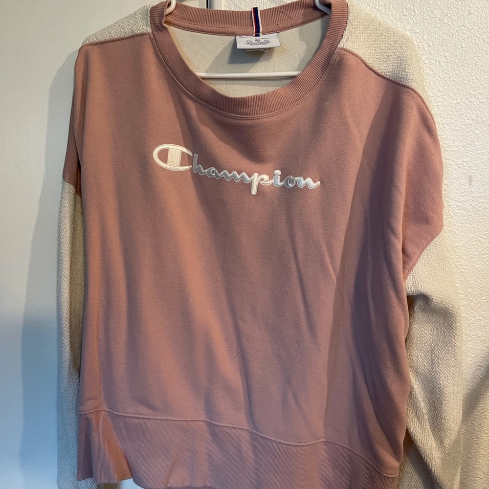 Champion crew neck sweater